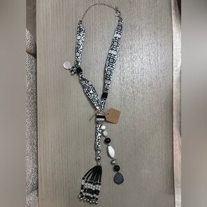 Elegant Black and White Beaded Necklace